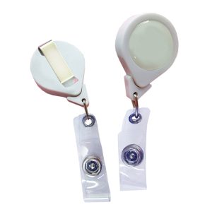 20539_Retractable_Badge_Holder_01